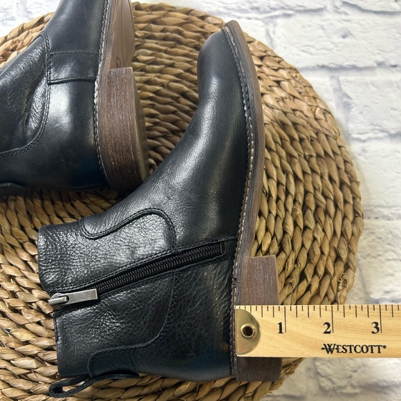 Franco Sarto Black Leather Ankle Boots. Womens Size 6. Cabincore. - Picture 8 of 10